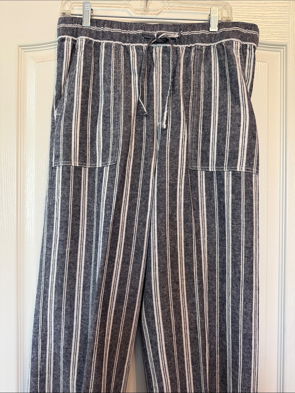 GAP Linen Blend Pants